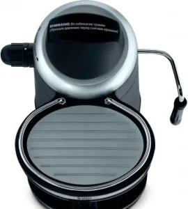  Vitek VT-1510 BK .  650.    .  0,4
