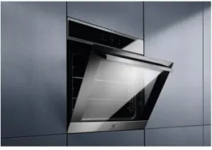    Electrolux EOE8P39WX / 