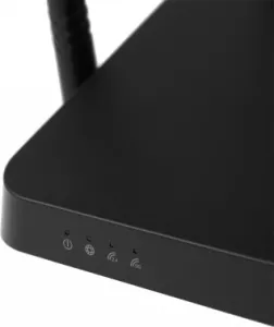  D-Link DIR-822/RU/E1A, Wireless AC1200 Dual-Band Router with 1 10/100Base-TX WAN port and 4 1