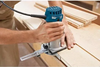  Bosch GKF 600 Professional 060160A100    600 , 33000 /, 1,5   