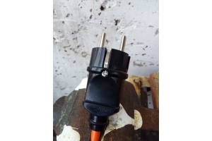 UNIVersal  10-026 IP-44  3x1,5 10 9633922