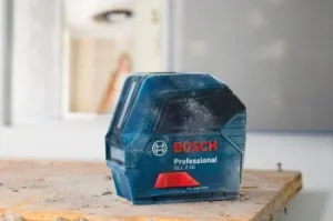   Bosch GLL 2-10 { 10, 635 nm, 0.49  }  0601063L00