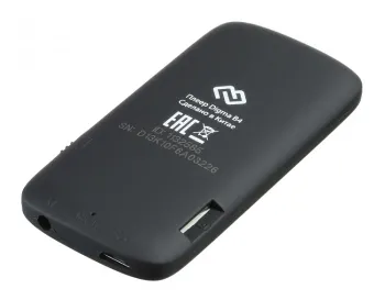  Hi-Fi Flash Digma B4 8Gb /1.8/FM/microSDHC