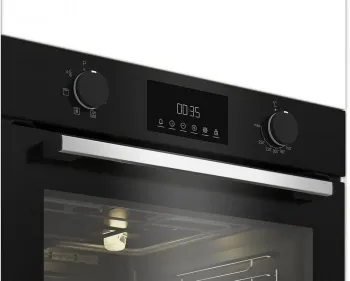    Indesit IFE 3644 BL 