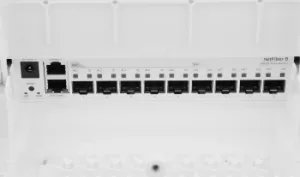  Mikrotik netFiber 9 outdoor switch