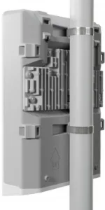  Mikrotik netFiber 9 outdoor switch